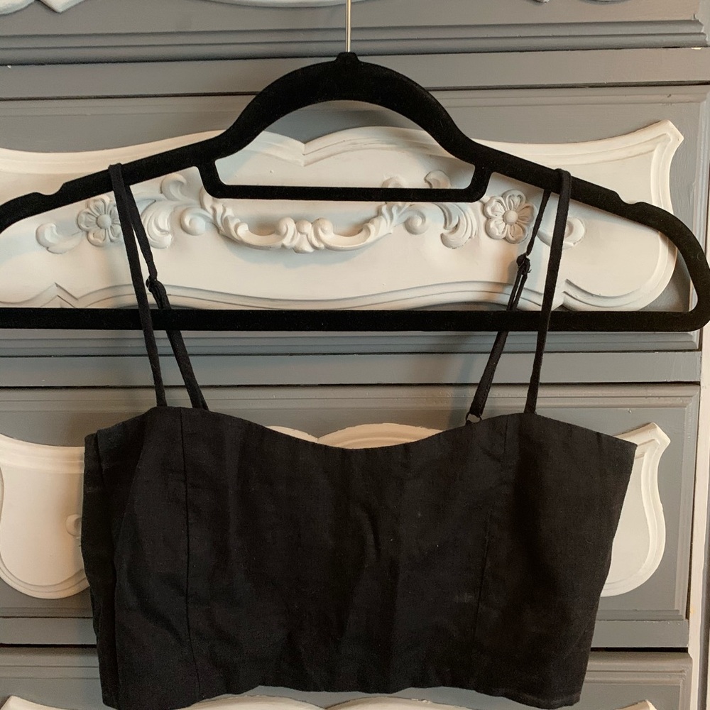 Black crop top